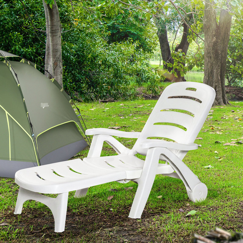 Chaise de piscine inclinable avec 5 niveaux réglables, roues et pliage. Style rustique, siège ergonomique, salon de jardin blanc - bronzage pliant pour patio, style plage