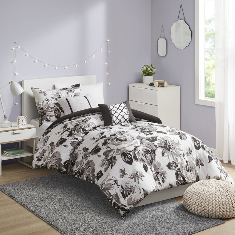Black and White Floral Twin Microfiber Comforter Set
