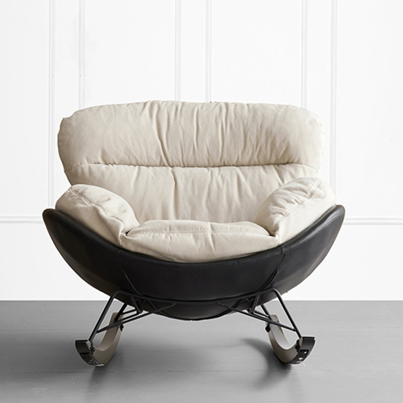 Chaise berçante moderne simple et décontractée