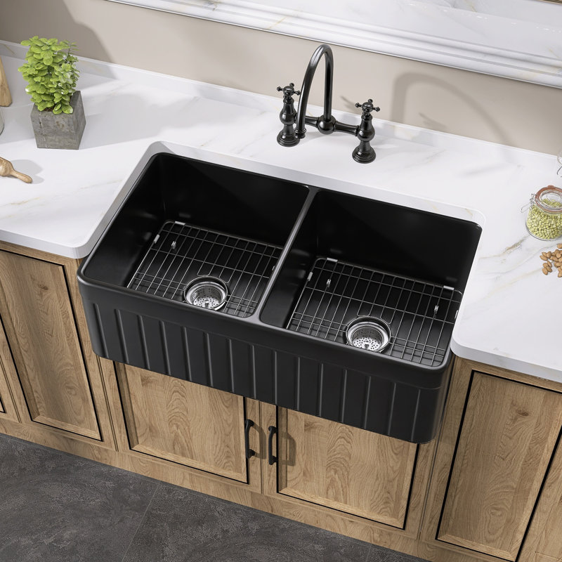 Évier de cuisine en évier à tablier frontal 33 po Echo, H 10 po x l 18 po x L 33 po, Noir, noir, noir, noir