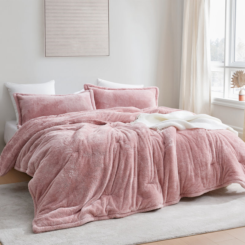 Original Plush Polyester Comforter, Full XL Comforter, Pink