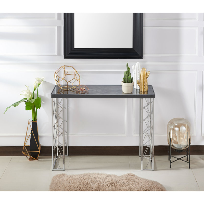 Dorothy 39.37'' Console Table