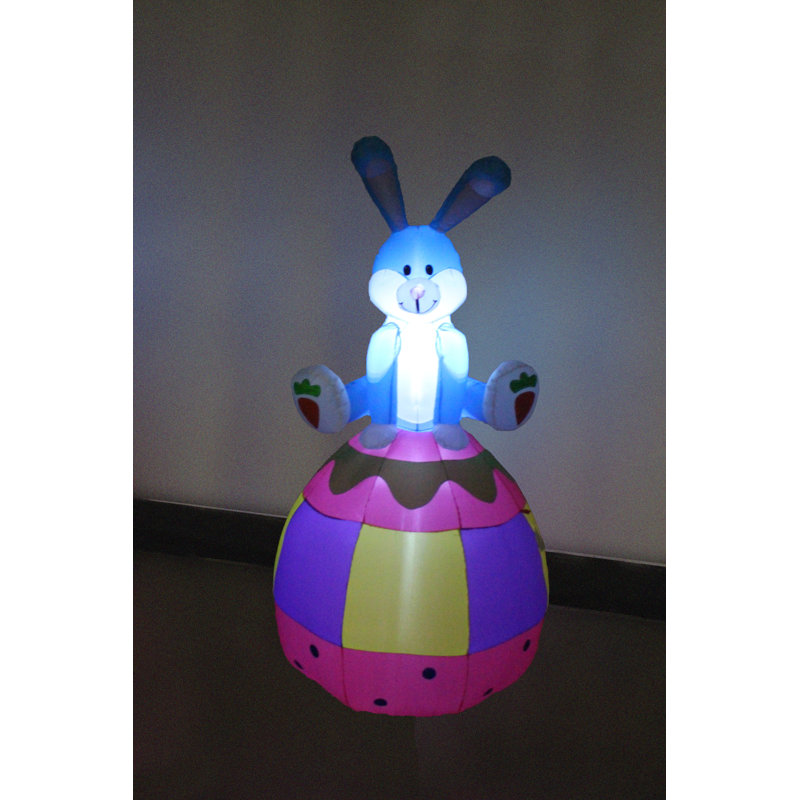 Lapin gonflable illuminé de 6 pieds de haut joyeux lapin assis sur un œuf de Pâques intérieur / extérieur