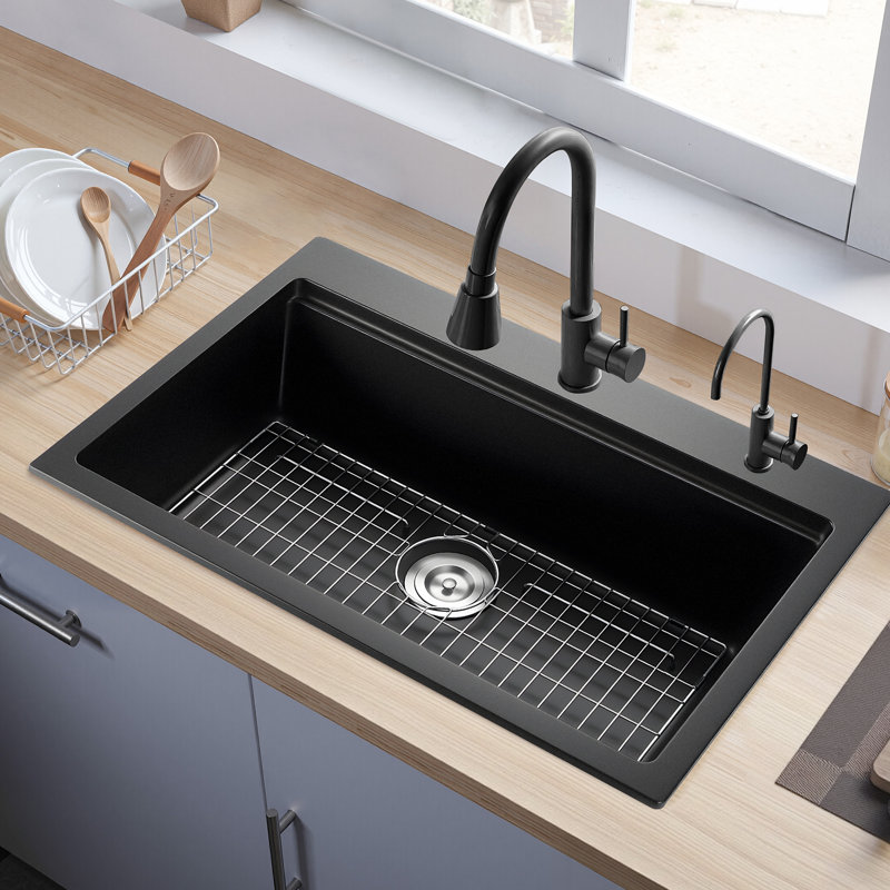 33 po. Lavabo de cuisine en granite 33 po.