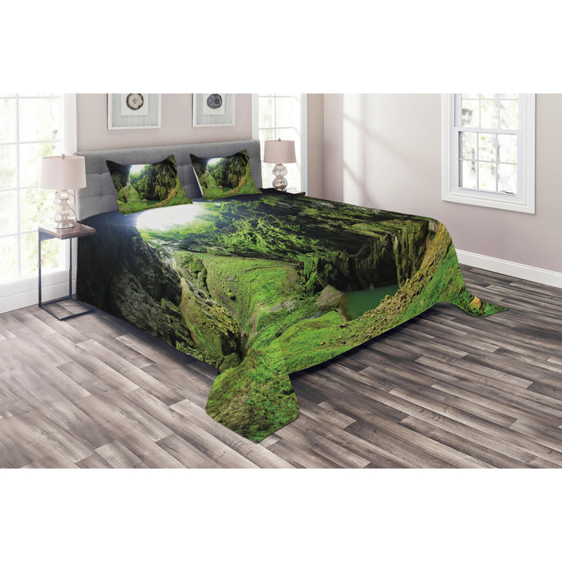 Modern & Contemporary Polyester Coverlet, Queen Bedspread + 2 Shams