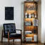 Vitrines en bois massif brun noisette