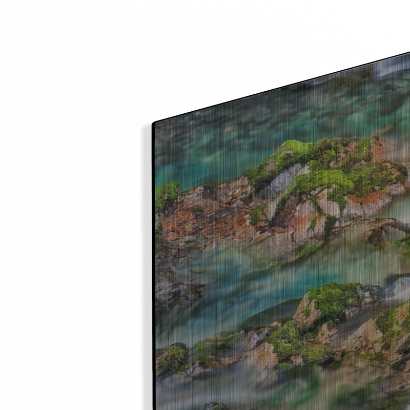 «Mossy Rocks» par Dennis Frates, H 16 po x l 12 po