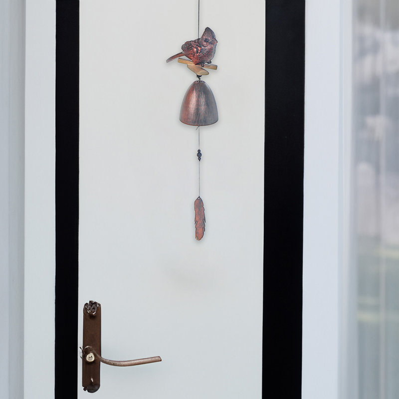 Cardinal Bell avec plume