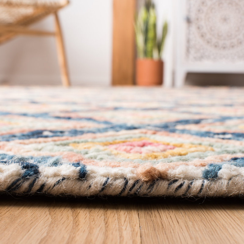 Tapis ivoire / bleu marine en laine touffeté à la main Rubalcava, Rectangle de 5 pi x 8 pi