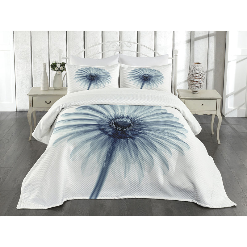 White Quilted King Bedspread Set with Pillow Shams