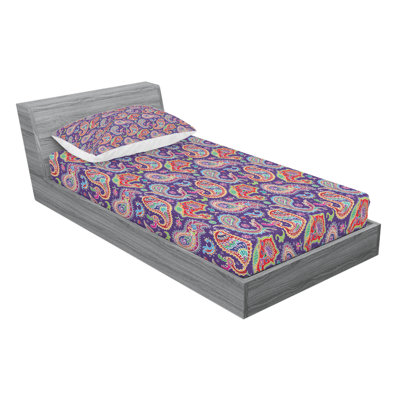 Sixties and Seventies Hippie Themed Motives Paisley Sheet Set