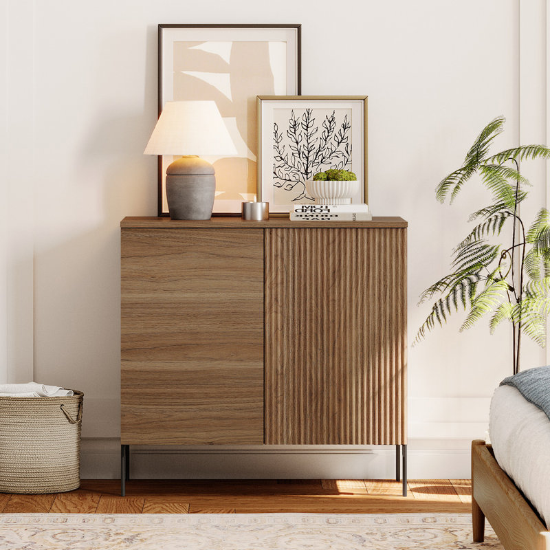 Commode pour enfant en roseau 31,5 po avec portes Union, Noyer
