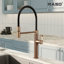 Robinet de cuisine coulissant MASO avec bec en caoutchouc noir moderne pivotant à 360 °, robinet d'évier à poignée simple à un trou, acier inoxydable 304, 2 modes de pulvérisation, or rose brossé-125898136