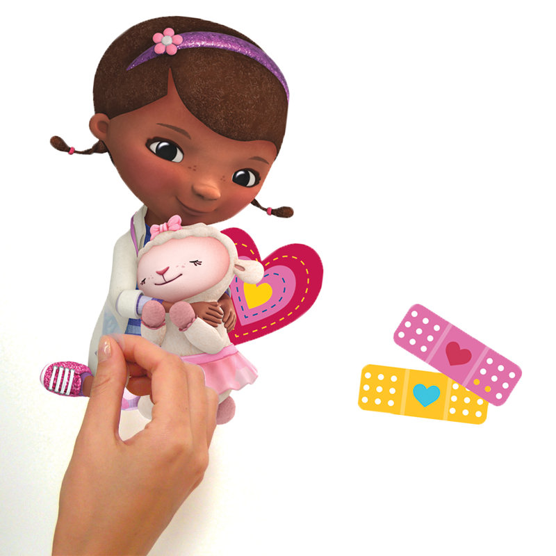 Adhésif décoratif à peler et à coller Doc Mcstuffins