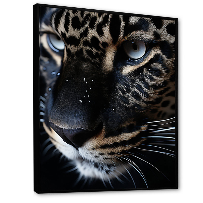 Panthère contrastante I, reproduction sur toile, Cadre flottant noir, H 44 po x l 34 po x P 1,5 po