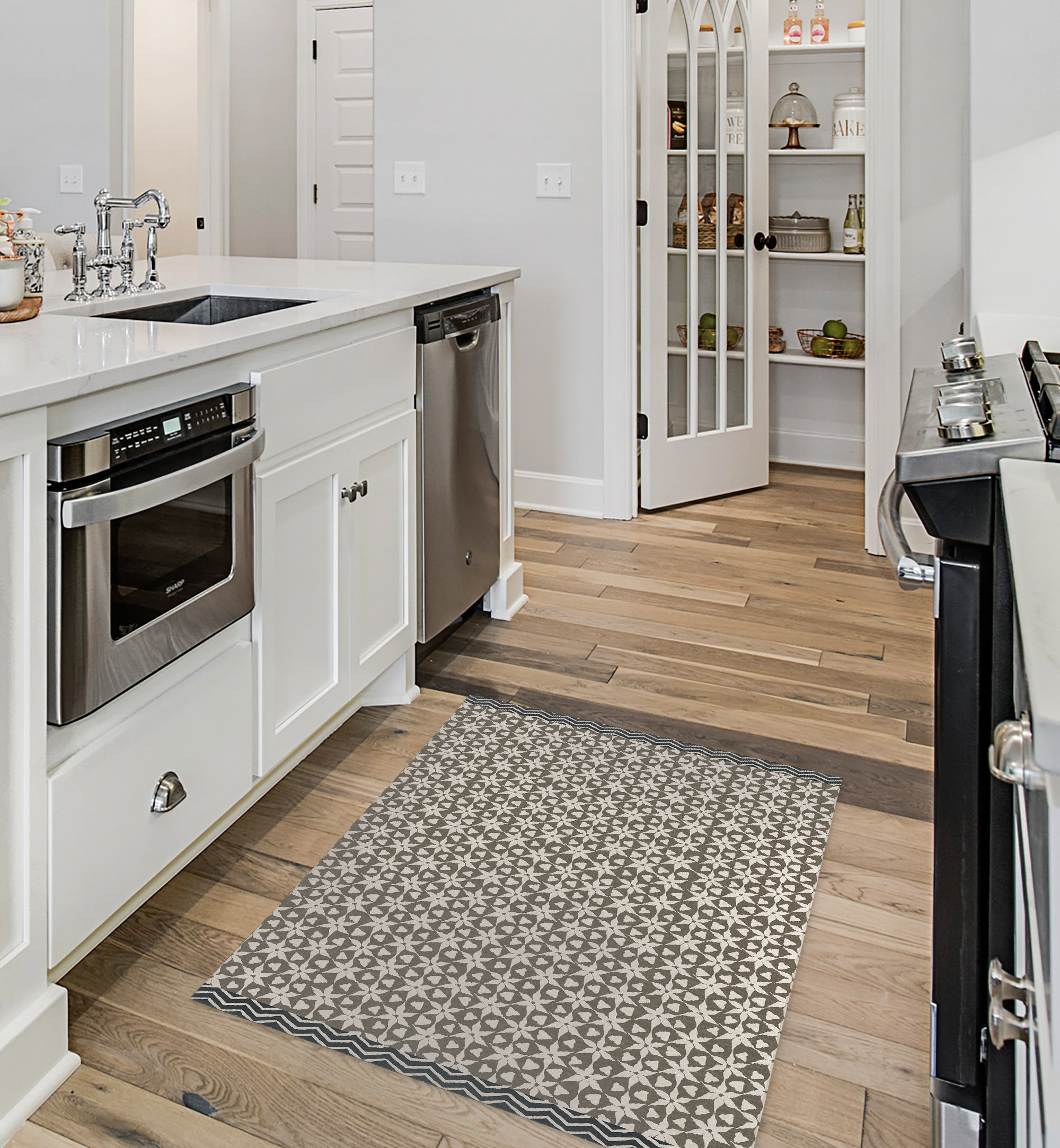 Attaway Kitchen Mat Andover Mills Color: Beige