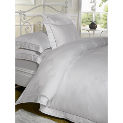 Beachampton Polyester Solid Colour Duvet Cover Set with Pillow Shams