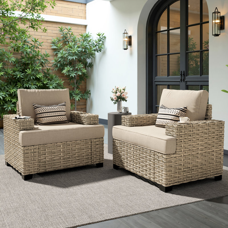 Ensemble de 2 fauteuils d'extérieur modernes en osier avec coussins Carolle, Beige