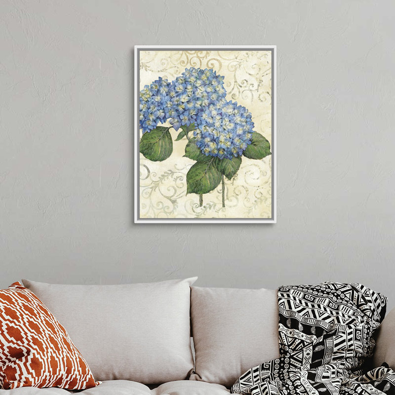 «Serene Garden - Blue Hydrangea», art mural sur toile, H 30 po x l 24 po x P 1,25 po, Toile avec cadre blanc