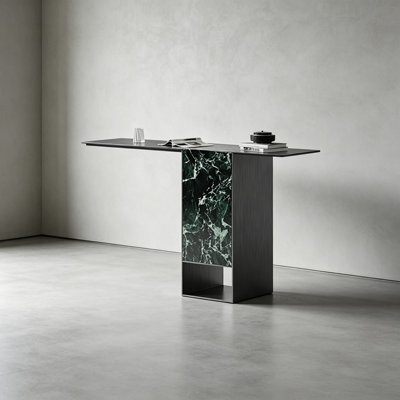 Table d'entrée italienne minimaliste