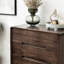 Commode d'appoint simple en noyer noir