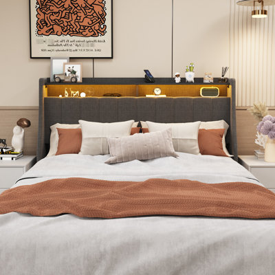 Structure pour lit de chambre à coucher grand lit, rangement et rangement à DEL, cadre en lin gris foncé avec 4 lumières portatives en tissu
