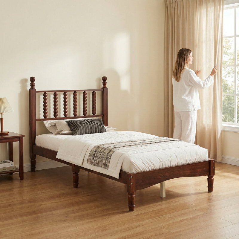Lit plateforme simple en bois, Noyer
