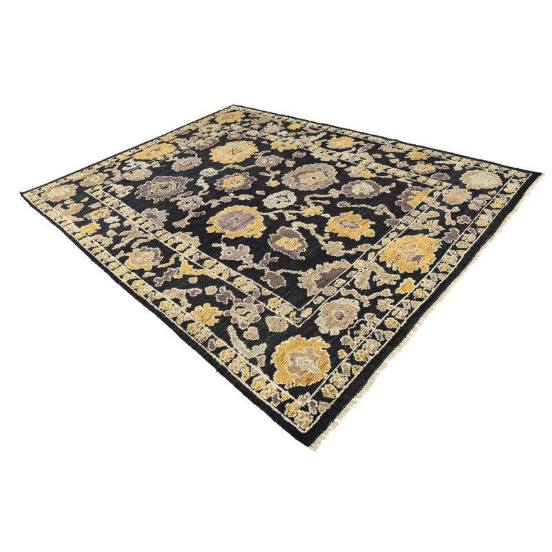 Jose Black Rug