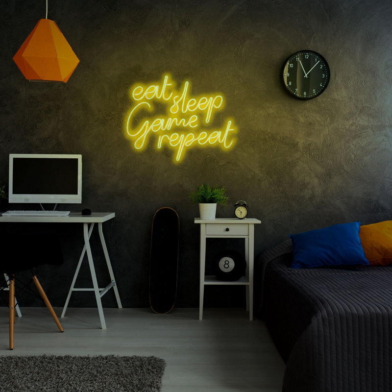 Wall Decor on Resin, Yellow