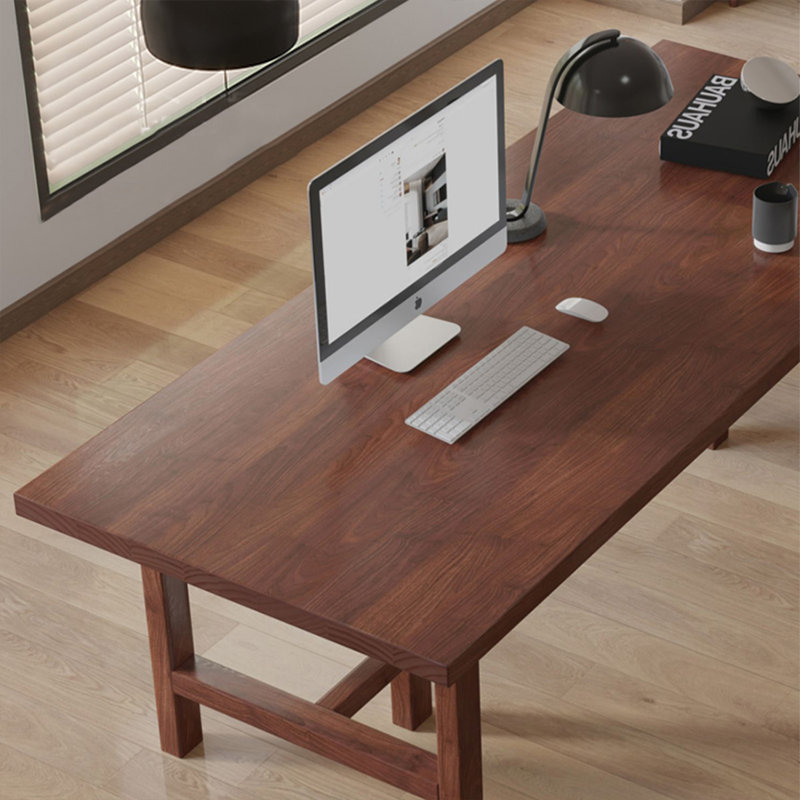 Bureau rectangulaire en bois massif brun clair, H 29,53 po x l 55,12 po x P 27,56 po
