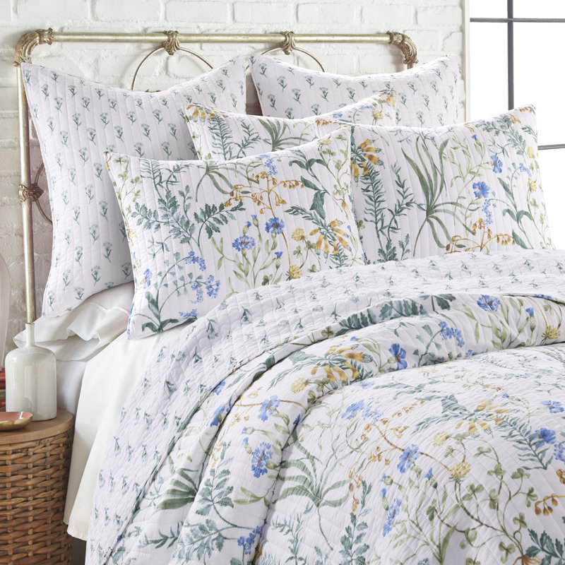 Apolonia Quilt Set, Full / Double Quilt + 2 Standard Shams