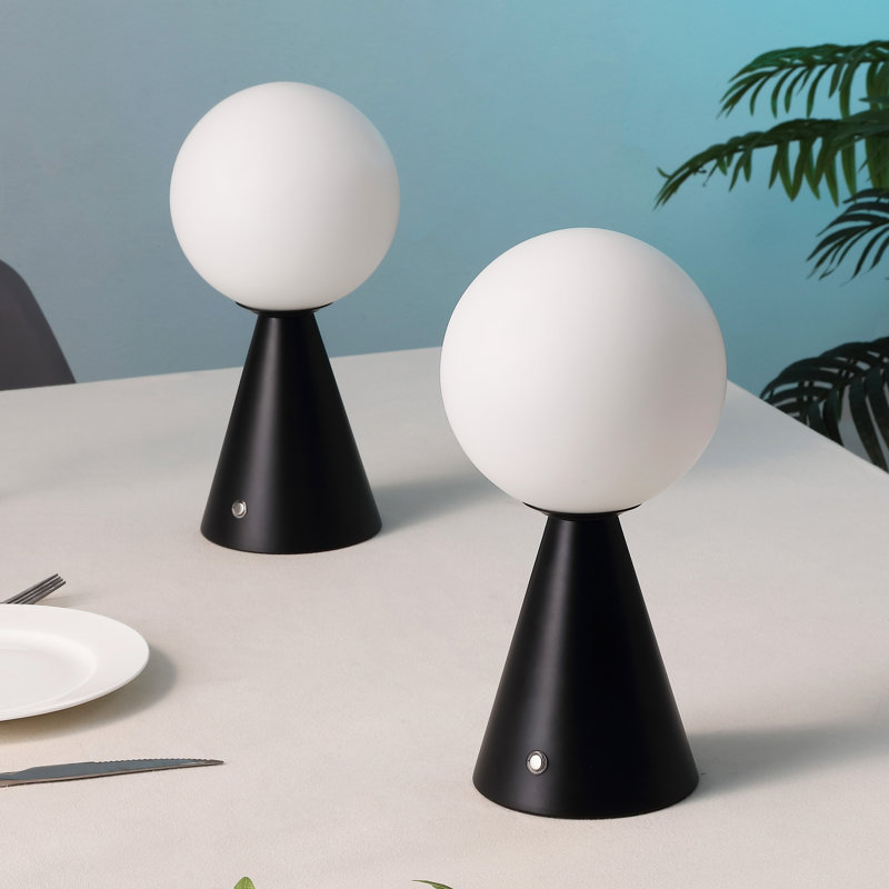 Lampe de table à intensité réglable à intensité variable avec globe tactile 11,75 "Macie, Noir