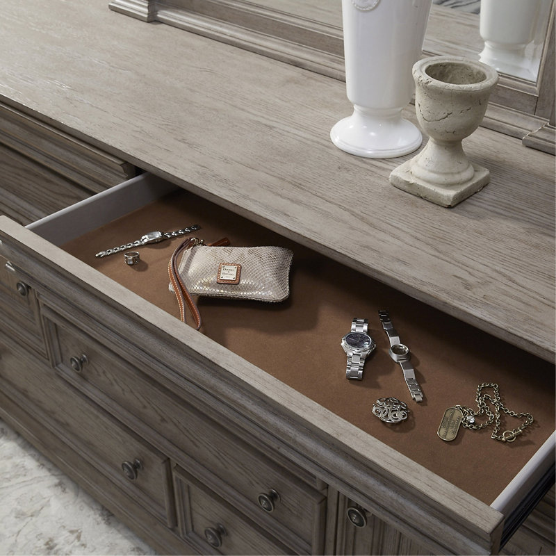 Jaeceon 72.05'' W 8 - Drawer Dresser
