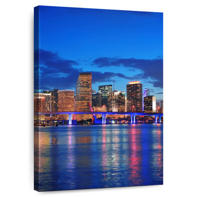 Aime Miami City Night Scene