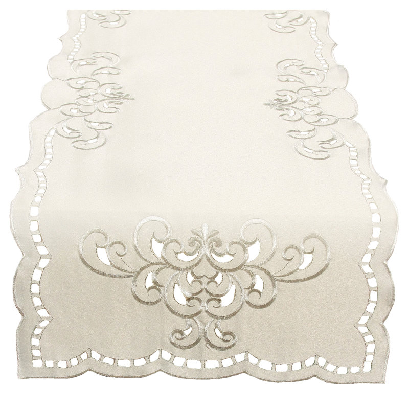 Chemin de table Wendt, L 70 po x l 15 po, Ivoire
