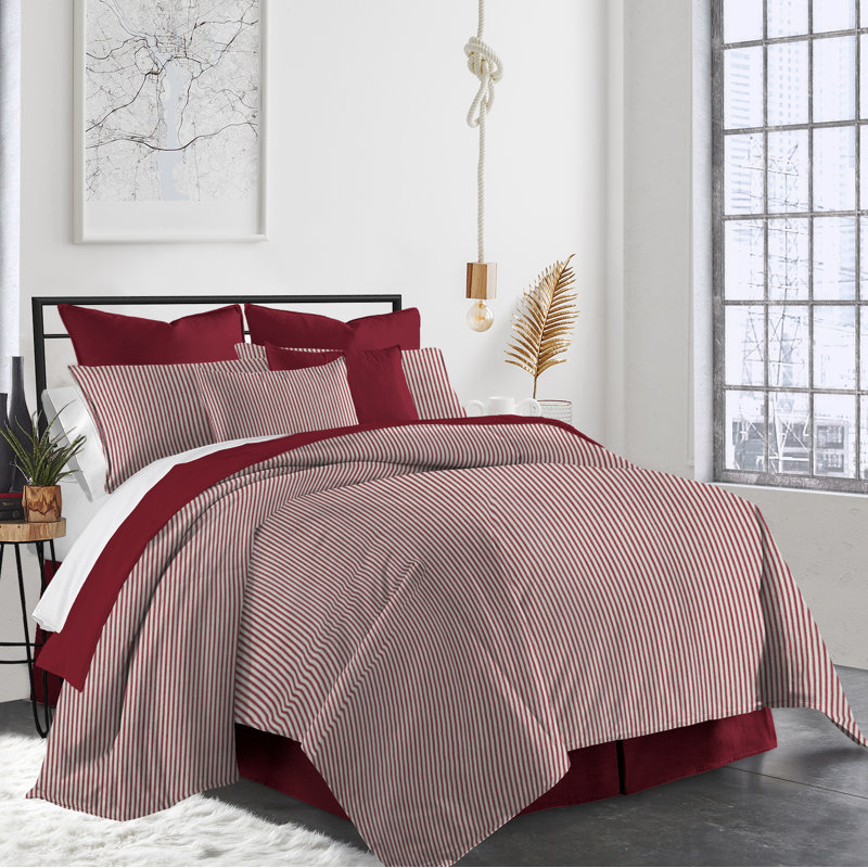 Ensemble d'édredon Gesto, Édredon très grand, 2 taies décoratives et 2 co, Blanc / Bleu marine