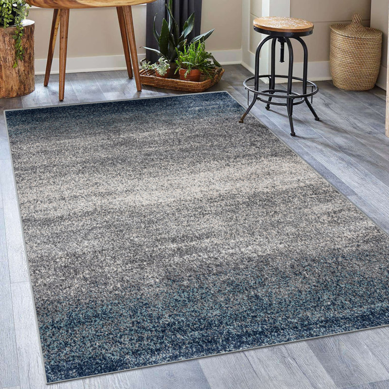 Sabahat Ombre Indoor Rug, Rectangle 5' x 7'