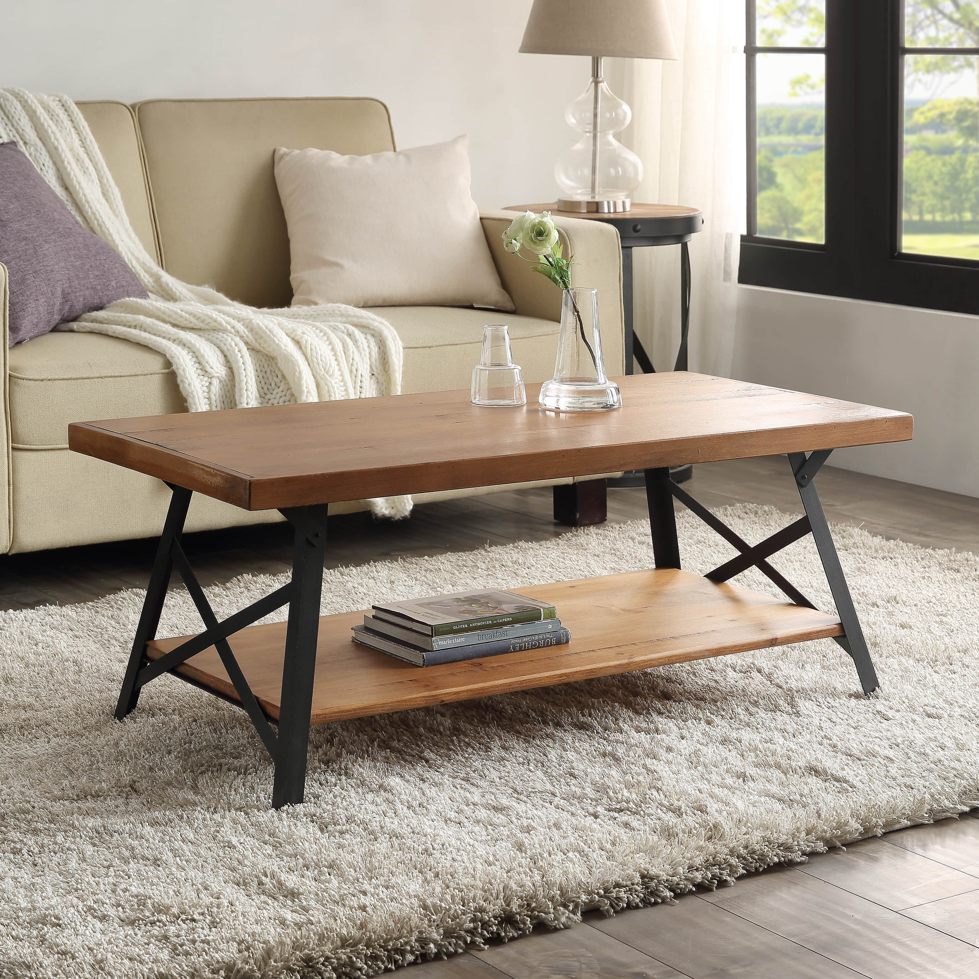 Light pine deals coffee table