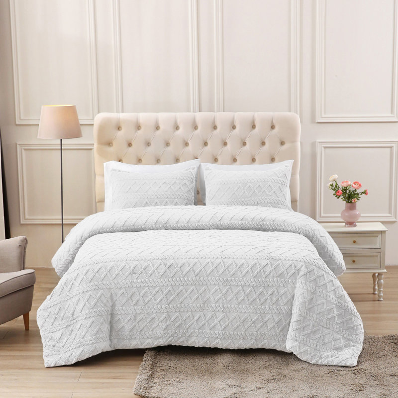 Polyester Comforter, King Comforter + 2 King Shams, White