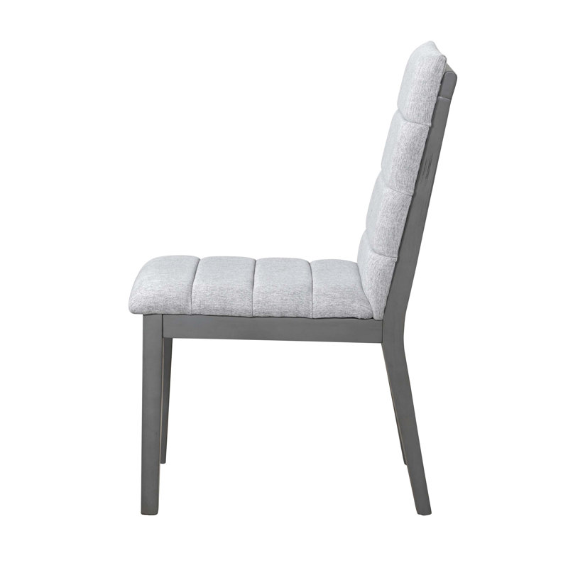 Ensemble de deux chaises de salle à manger modernes avec finition en chêne et revêtement capitonné, offrant un confort épuré pour divers espaces