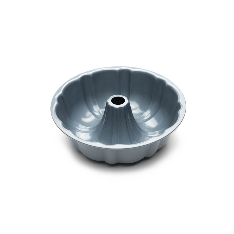 Gray Non-Stick Carbon Steel Fluted Bundt Pan