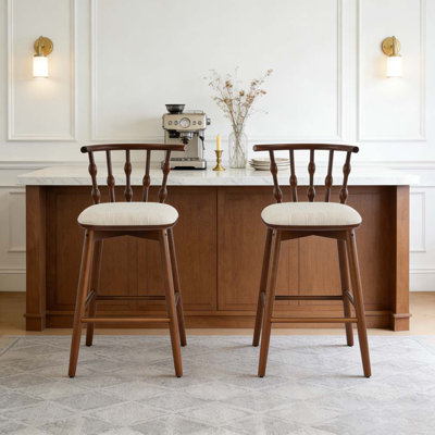 Ensemble de tabourets de bar d'intérieur en bois