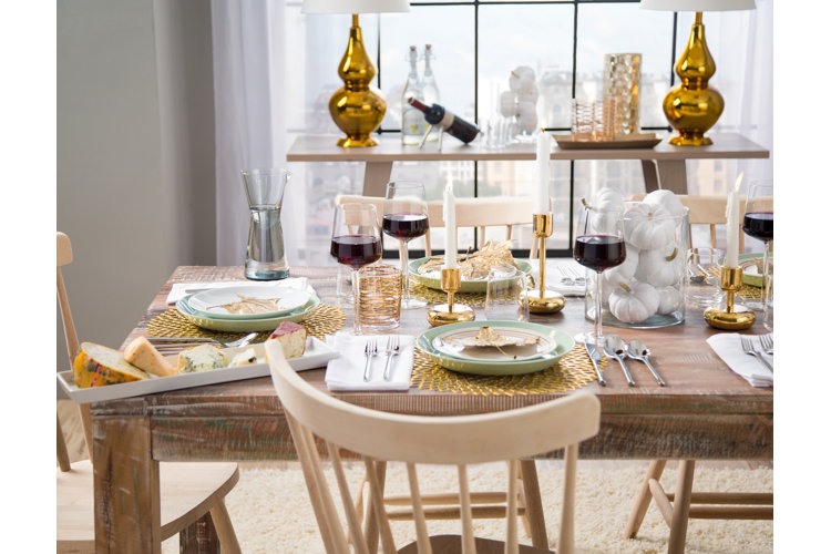 Virtual dinner party set up