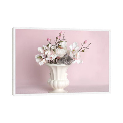 Lily 1 Piece Wall Art on Canvas
