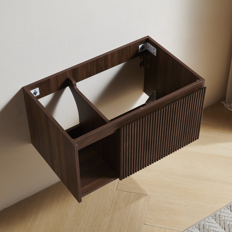Meuble suspendu EIDEN 76 cm (30 po) avec une porte rayée et une tablette ouverte, sans lavabo ni comptoir, sans robinetterie ni couvercle d'évier, fini noyer foncé.