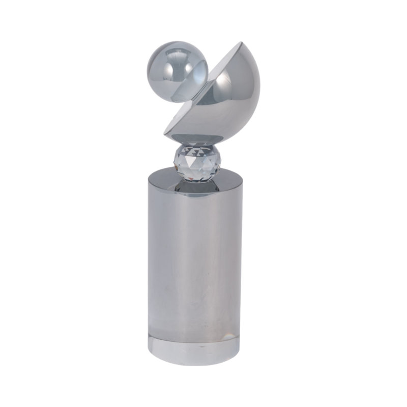 Petite statuaire Mani, H 11 po x l 4 po x P 4 po