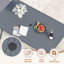 Ensemble repas pour 6 personnes avec table de salle à manger rectangulaire de 63 po et 6 chaises avec accoudoirs en métal-310738089