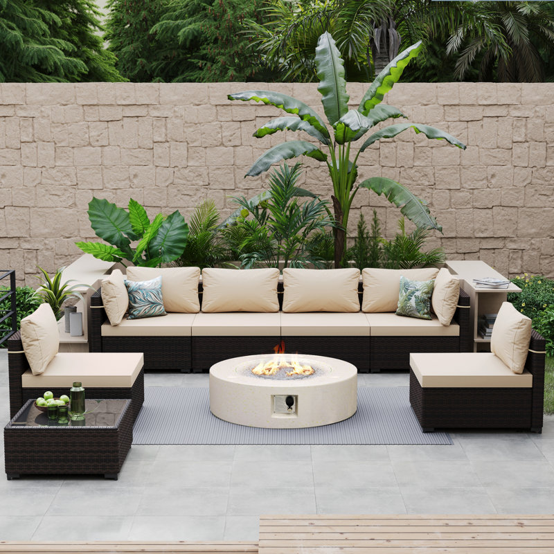 Ensemble de conversation de patio en rotin 8 pièces avec coussins et table de foyer d'extérieur de 42 pouces, Beige