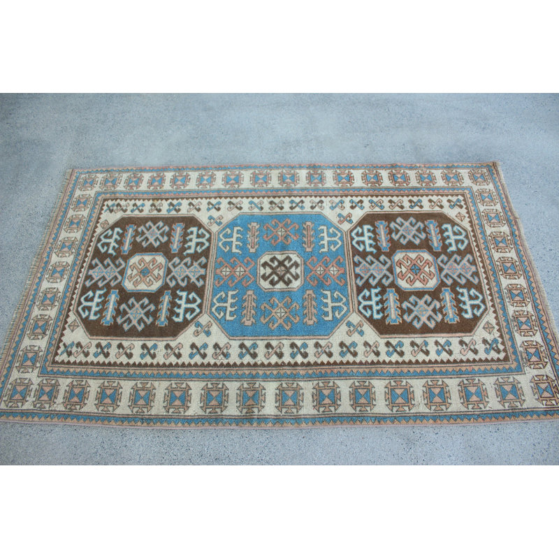 Tapis décoratif vintage turc Anatolian en beige pour le salon ou le dortoir