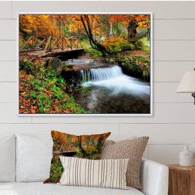 «Waterfall In The Autumn Forest», reproduction d'art sur toile traditionnelle